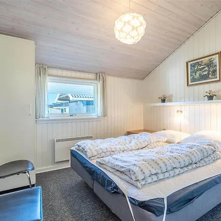 407-hvide-sande-tingodden-252-a Semesterbostad *