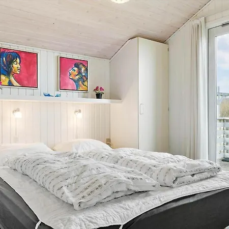 Semesterbostad 407-hvide-sande-tingodden-252-a *