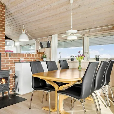 407-hvide-sande-tingodden-252-a Semesterbostad *